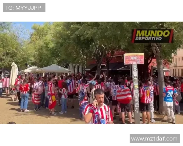 中国足球决赛激战正酣球迷热情高涨期待精彩对决与历史时刻