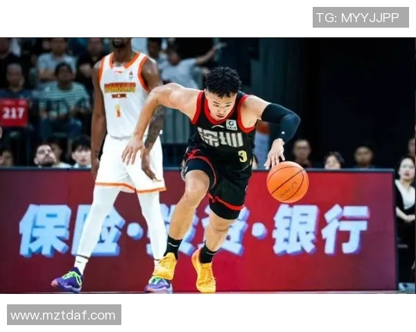 短手篮球明星的逆袭之路如何打破身高限制成就辉煌职业生涯